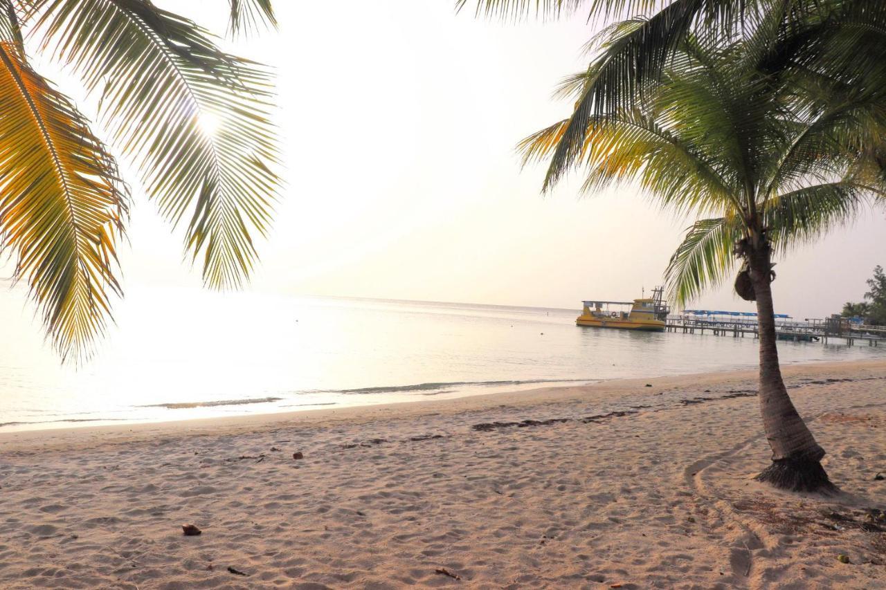 Hotel Posada Seremein ,West Bay ,Roatan Екстериор снимка
