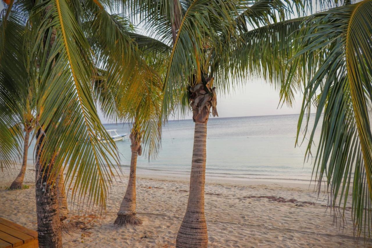 Hotel Posada Seremein ,West Bay ,Roatan Екстериор снимка