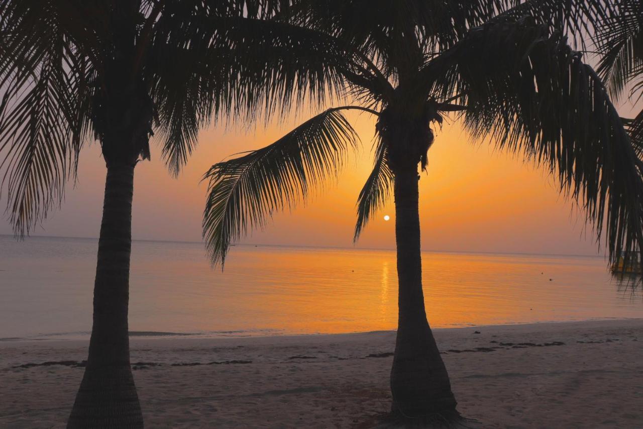 Hotel Posada Seremein ,West Bay ,Roatan Екстериор снимка