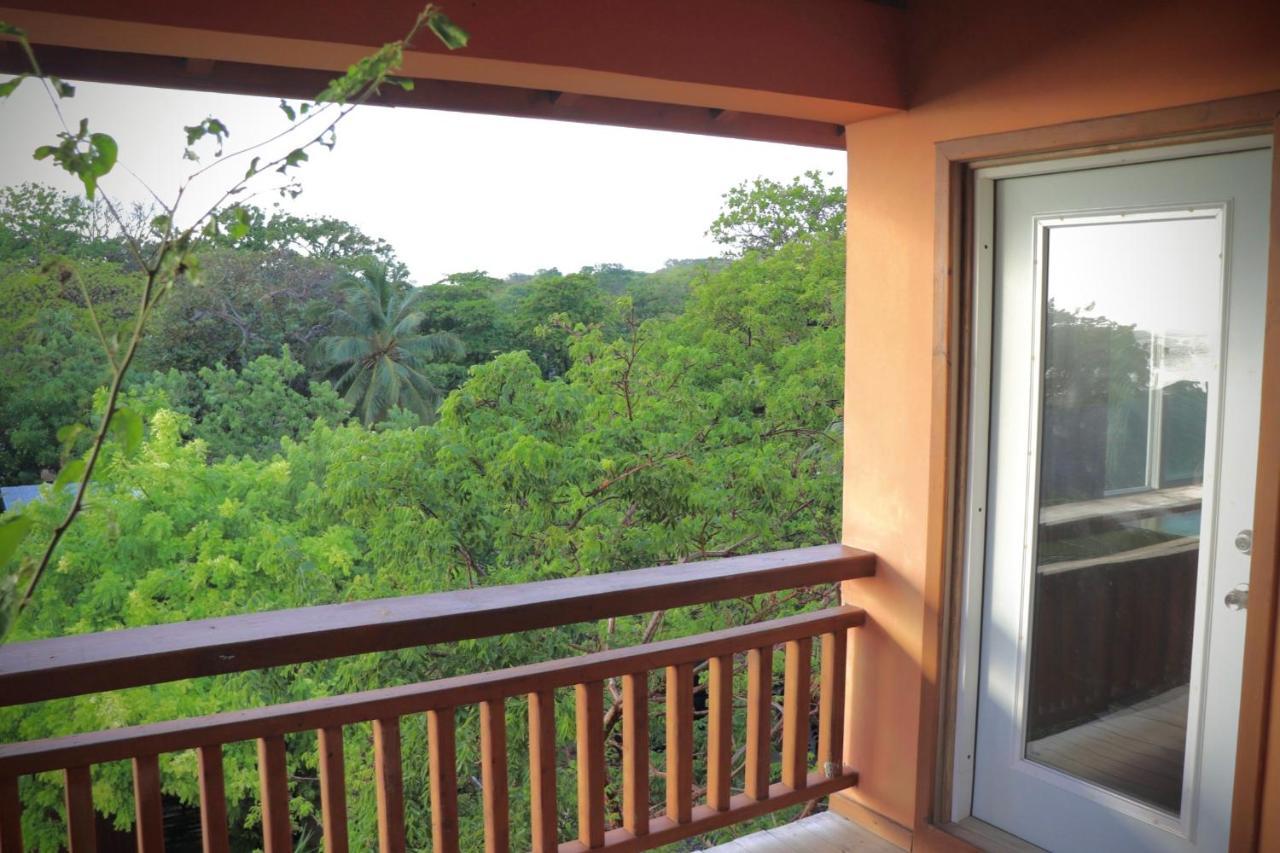 Hotel Posada Seremein ,West Bay ,Roatan Екстериор снимка