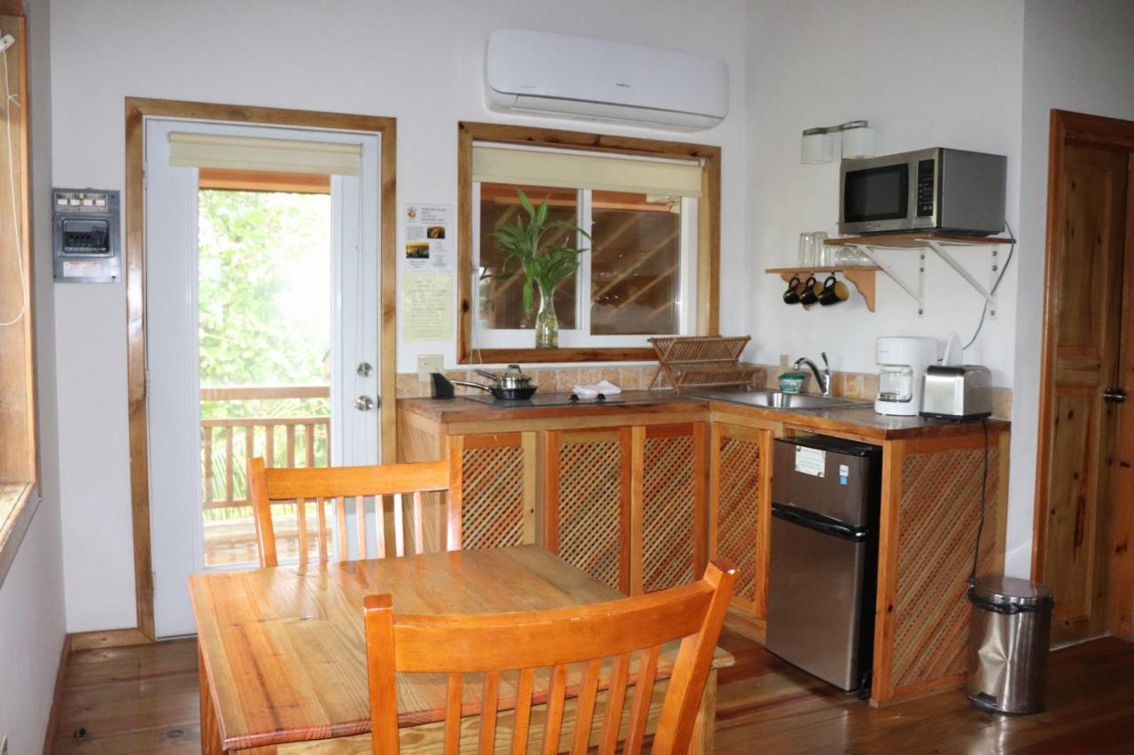 Hotel Posada Seremein ,West Bay ,Roatan Екстериор снимка