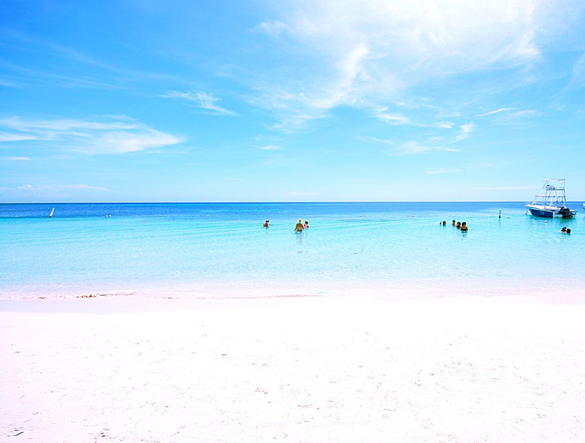 Hotel Posada Seremein ,West Bay ,Roatan Екстериор снимка