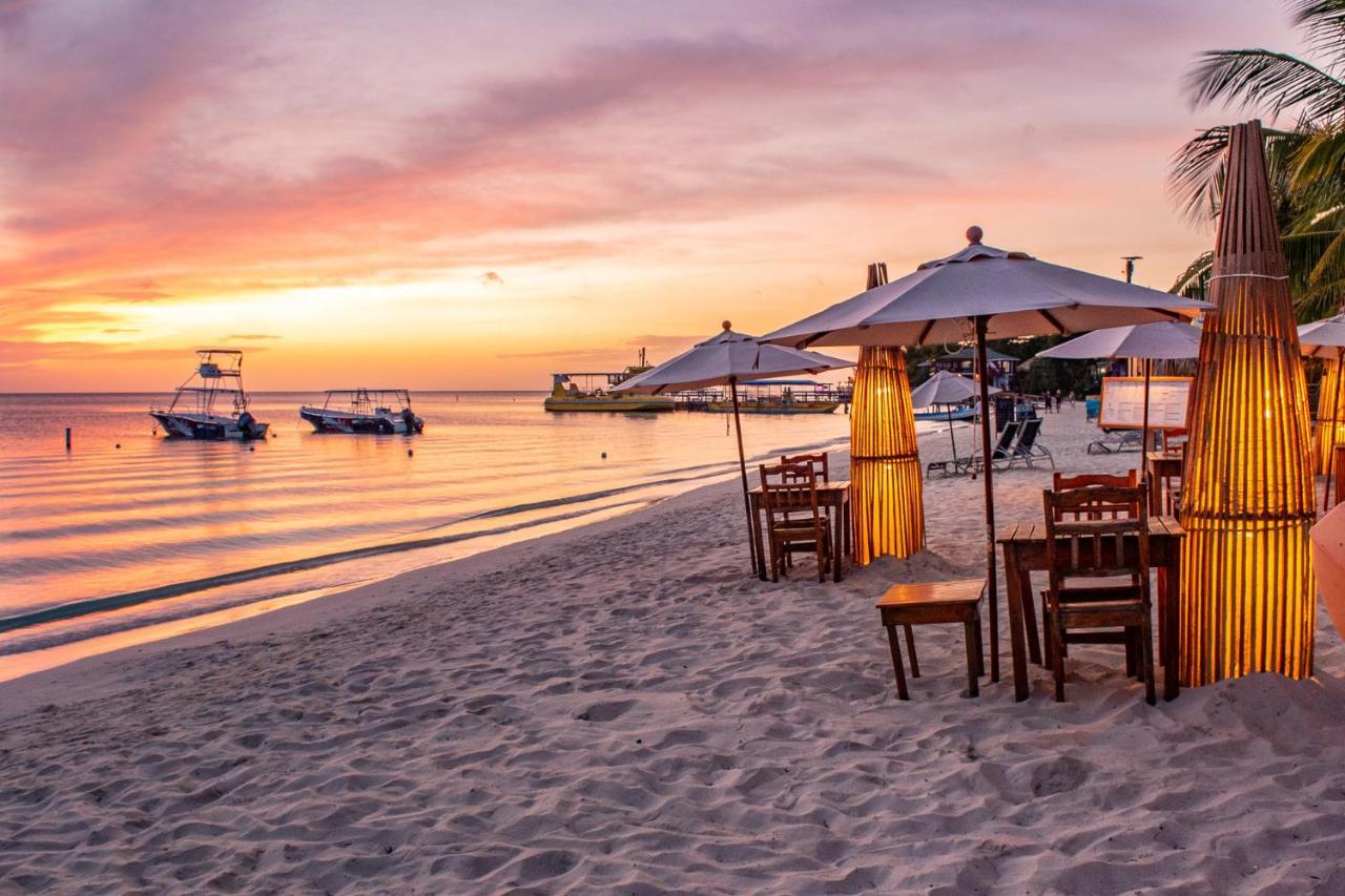 Hotel Posada Seremein ,West Bay ,Roatan Екстериор снимка