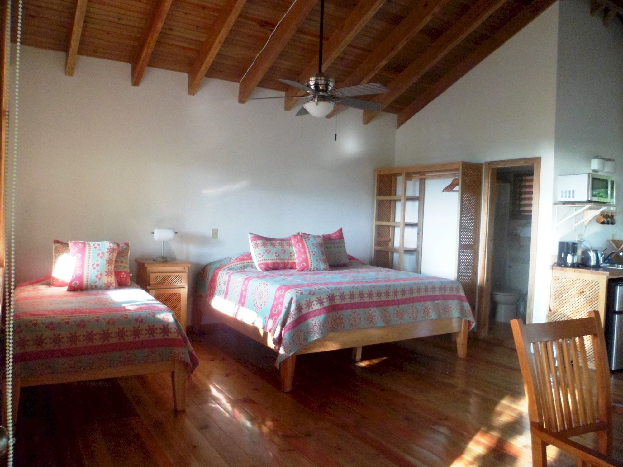 Hotel Posada Seremein ,West Bay ,Roatan Екстериор снимка