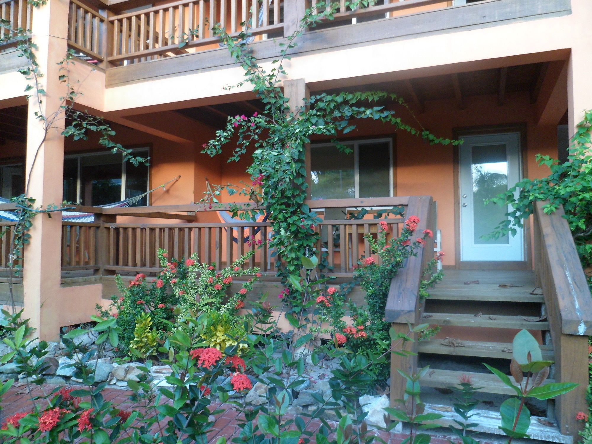 Hotel Posada Seremein ,West Bay ,Roatan Екстериор снимка