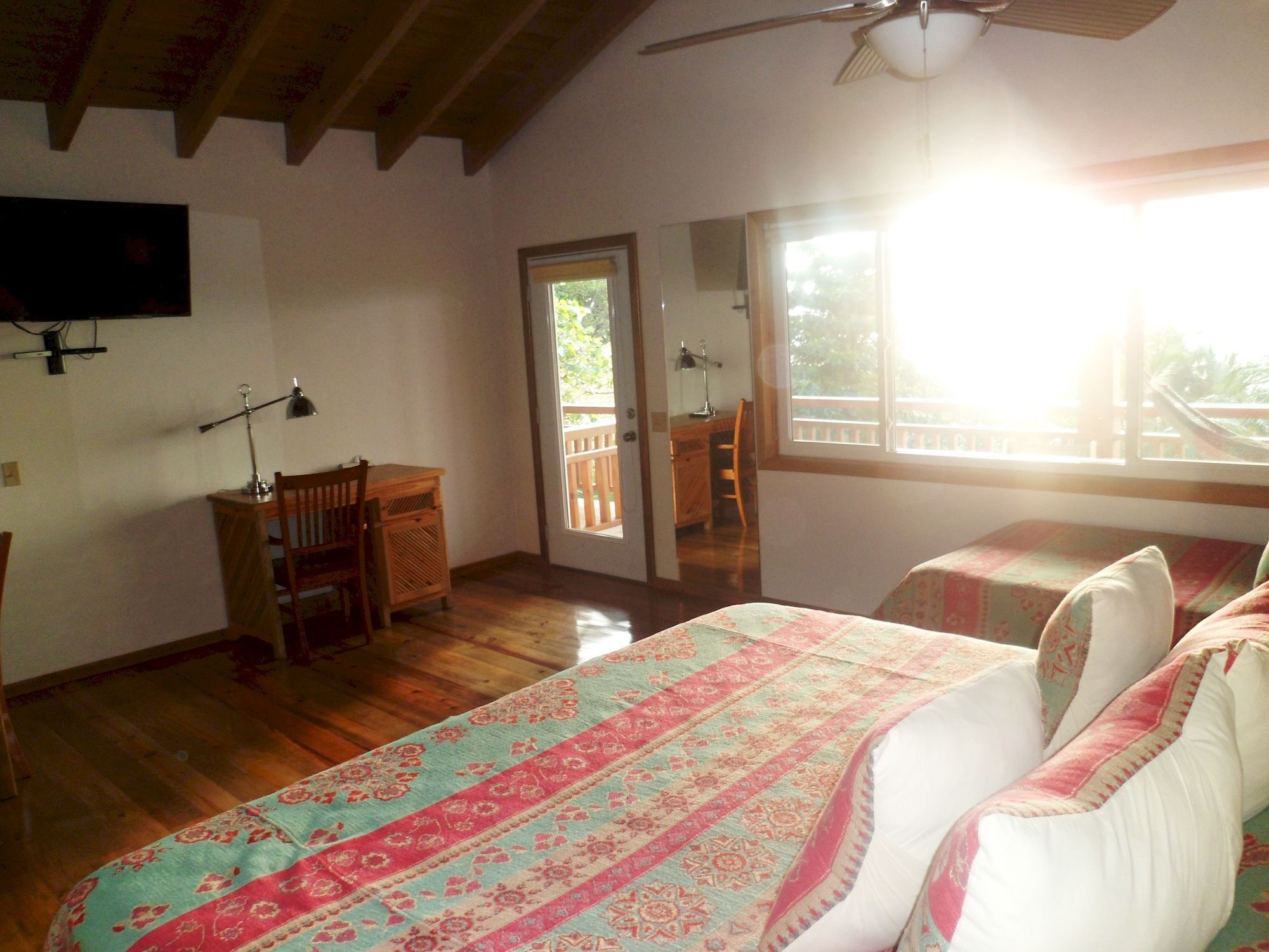 Hotel Posada Seremein ,West Bay ,Roatan Екстериор снимка